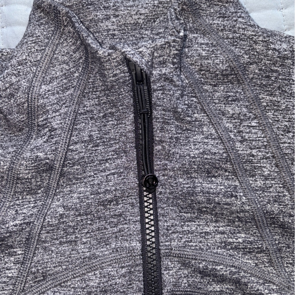 lulu define jacket - Picture 3 of 5